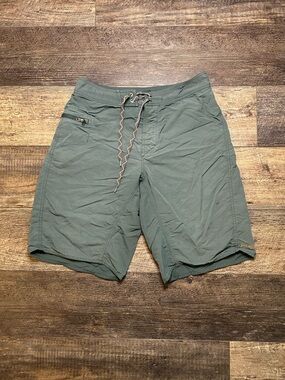 Patagonia Men’s Drawstring Board Shorts Summer Olive Green Size 31